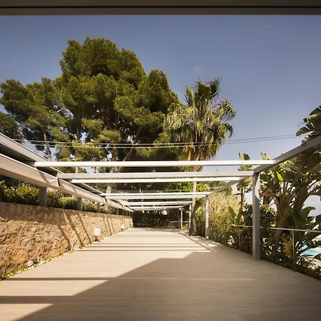 Hotel Masia Bellver - Adults Only